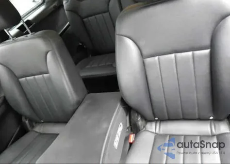 2009 Mercedes-Benz R350 R Class z USA, uszkodzony, nr VIN 4JGCB65E89A090404